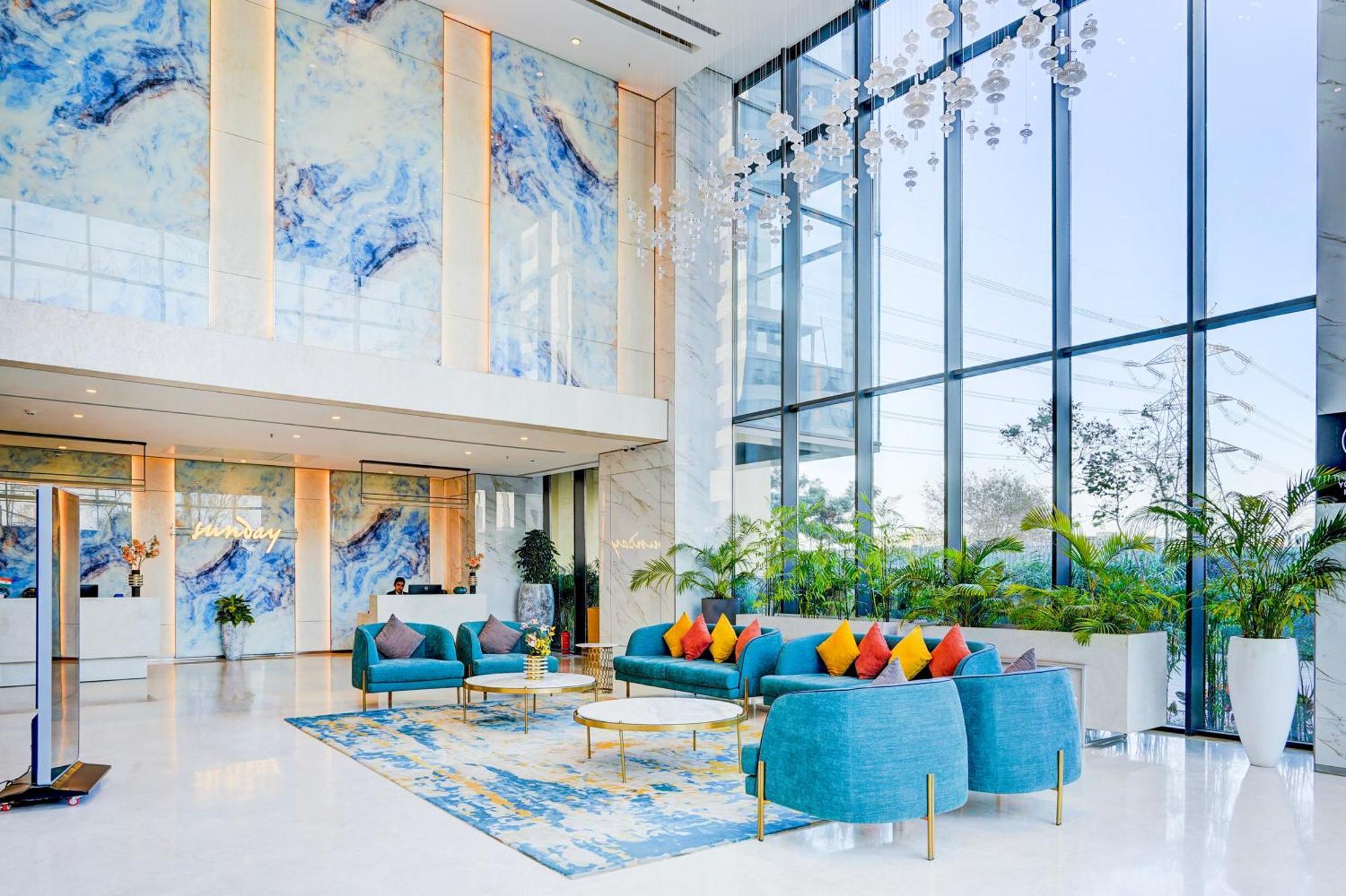 Sunday Hotels And Residences Gurgáon Exteriér fotografie