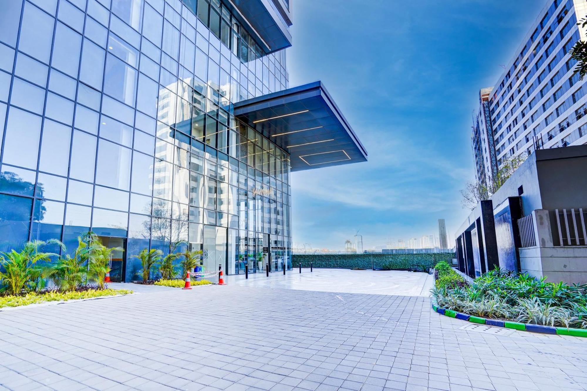Sunday Hotels And Residences Gurgáon Exteriér fotografie